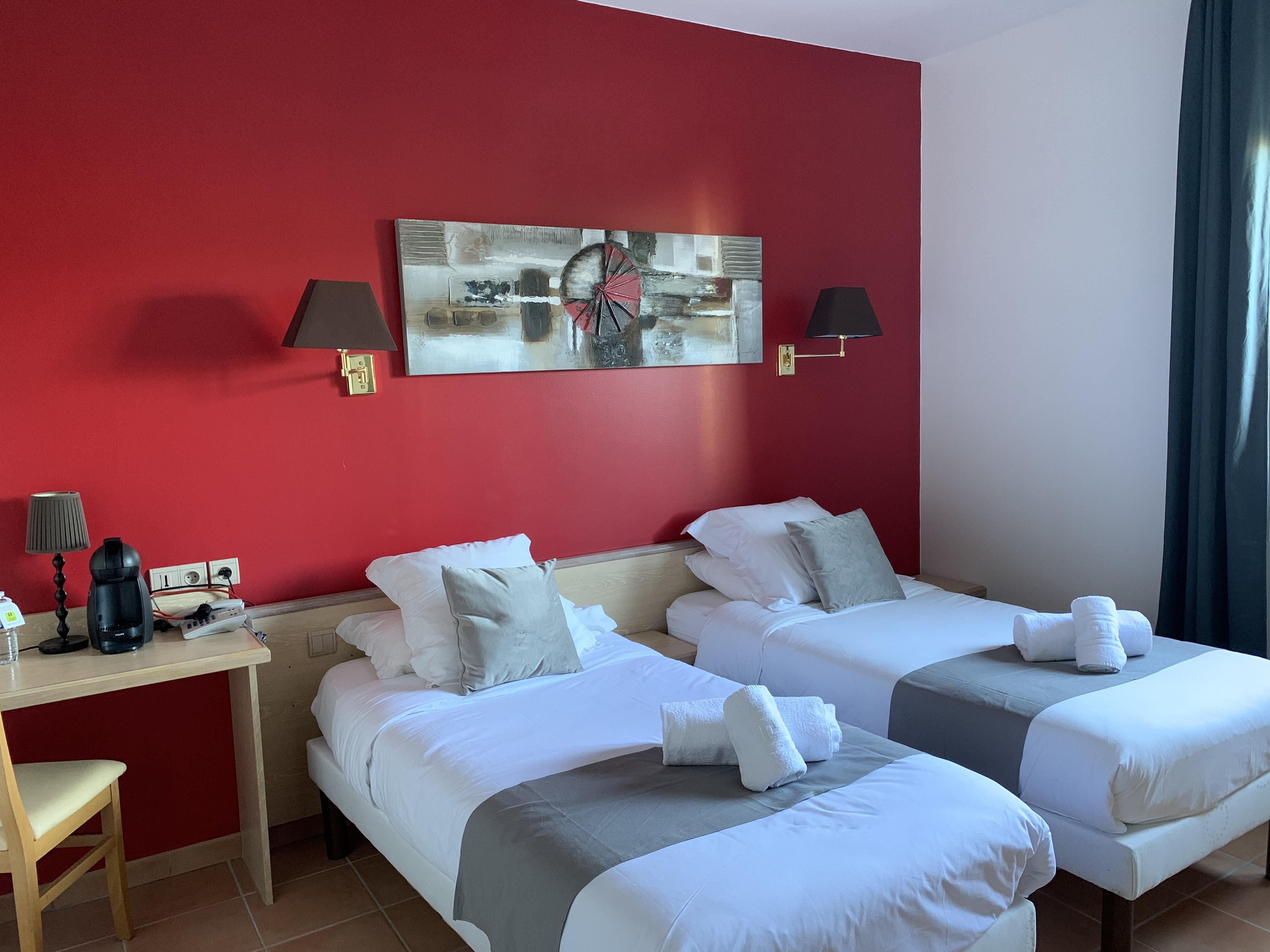 Logis Hotel Restaurant Le Mas De Mon Pere Saint-Jean-le-Centenier Екстериор снимка