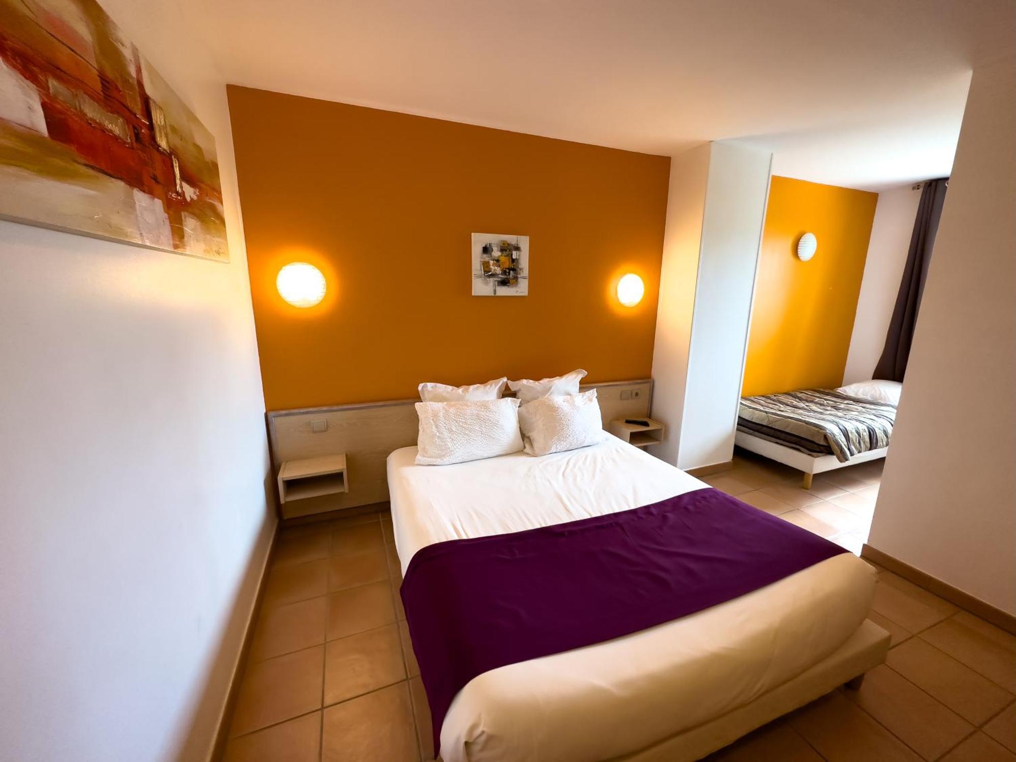 Logis Hotel Restaurant Le Mas De Mon Pere Saint-Jean-le-Centenier Екстериор снимка
