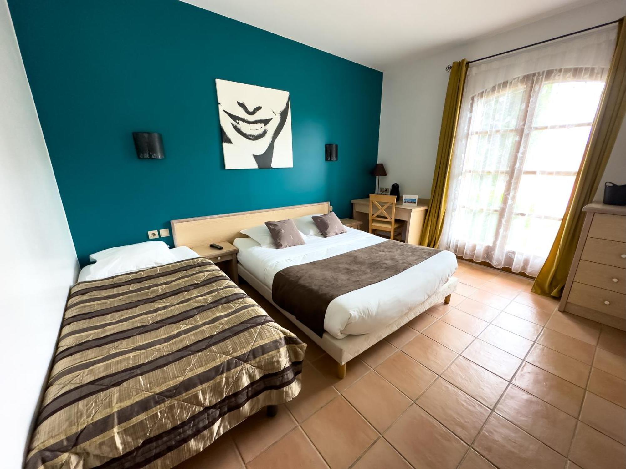 Logis Hotel Restaurant Le Mas De Mon Pere Saint-Jean-le-Centenier Екстериор снимка