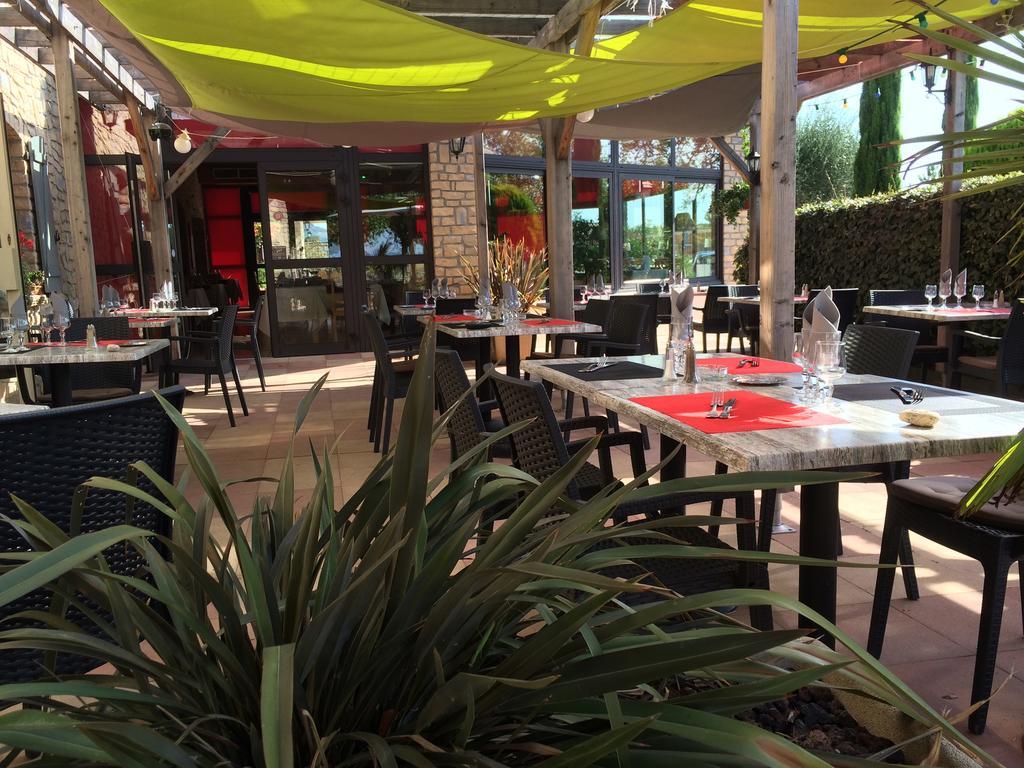 Logis Hotel Restaurant Le Mas De Mon Pere Saint-Jean-le-Centenier Екстериор снимка