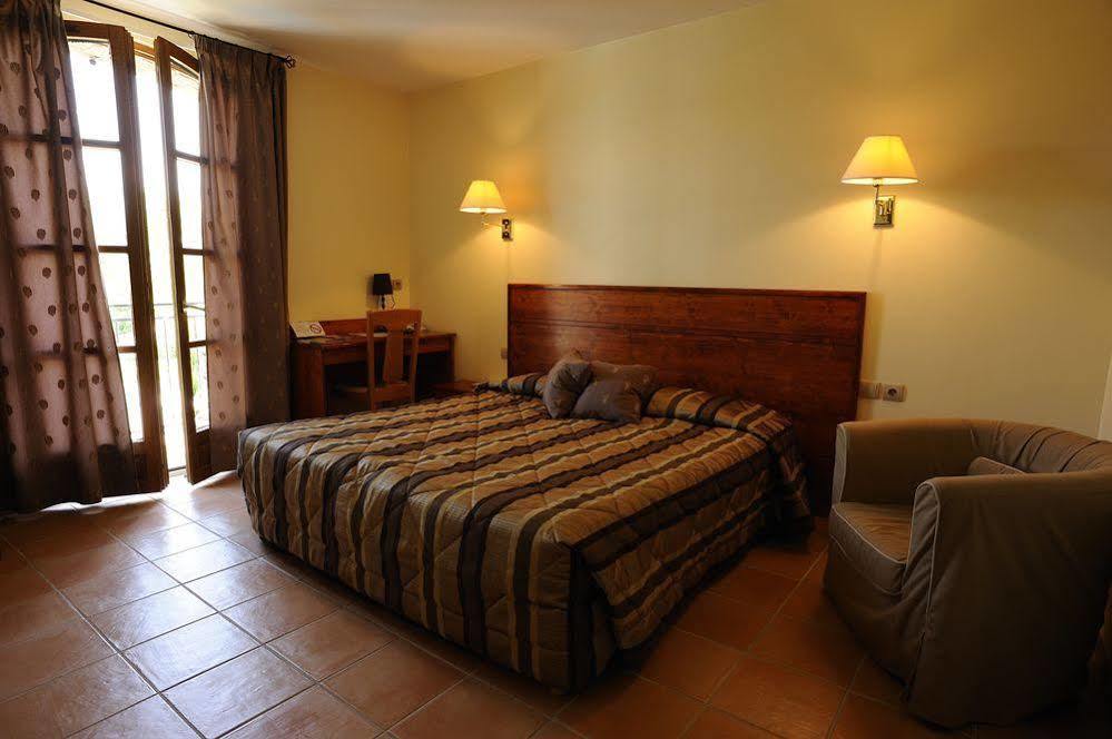 Logis Hotel Restaurant Le Mas De Mon Pere Saint-Jean-le-Centenier Екстериор снимка
