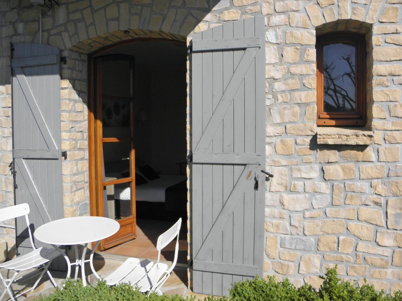 Logis Hotel Restaurant Le Mas De Mon Pere Saint-Jean-le-Centenier Екстериор снимка